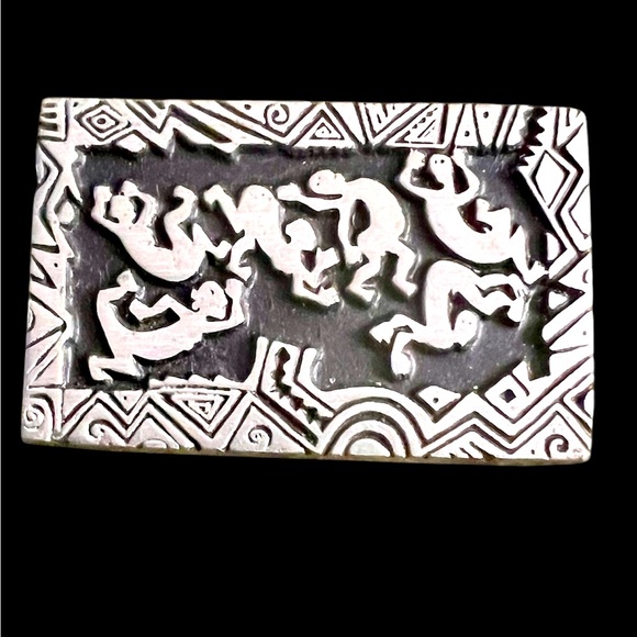 ALICE SEELY Signed 2000 Urban Tribal Ethnic Petroglyph Pewter Pin Brooch Jewelry - Picture 1 of 3